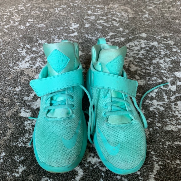 ❌SOLD❌ Blue Nike Kwazi Basketball Shoes - Picture 2 of 6